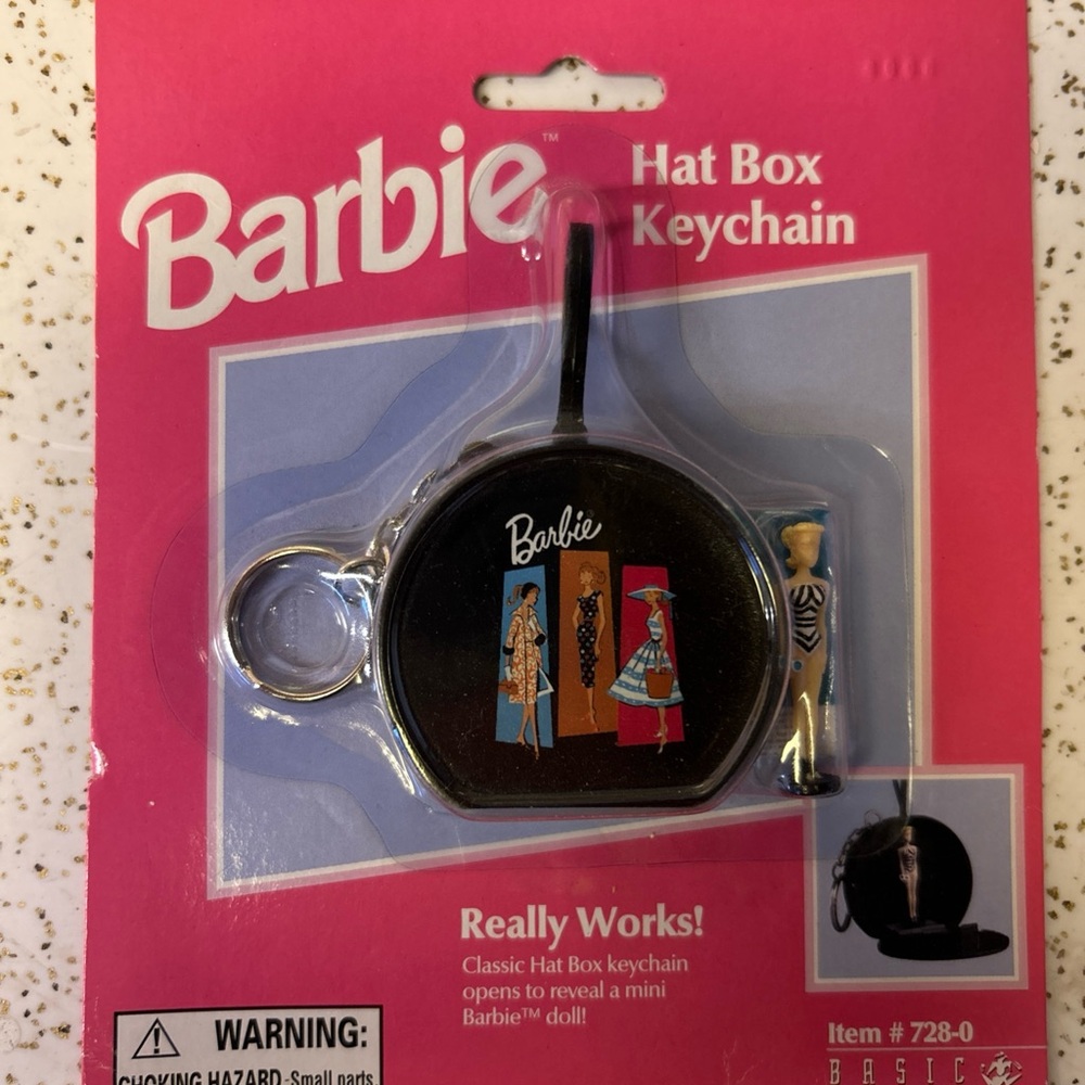 Barbie Hat Box Keychain - Pink and Black